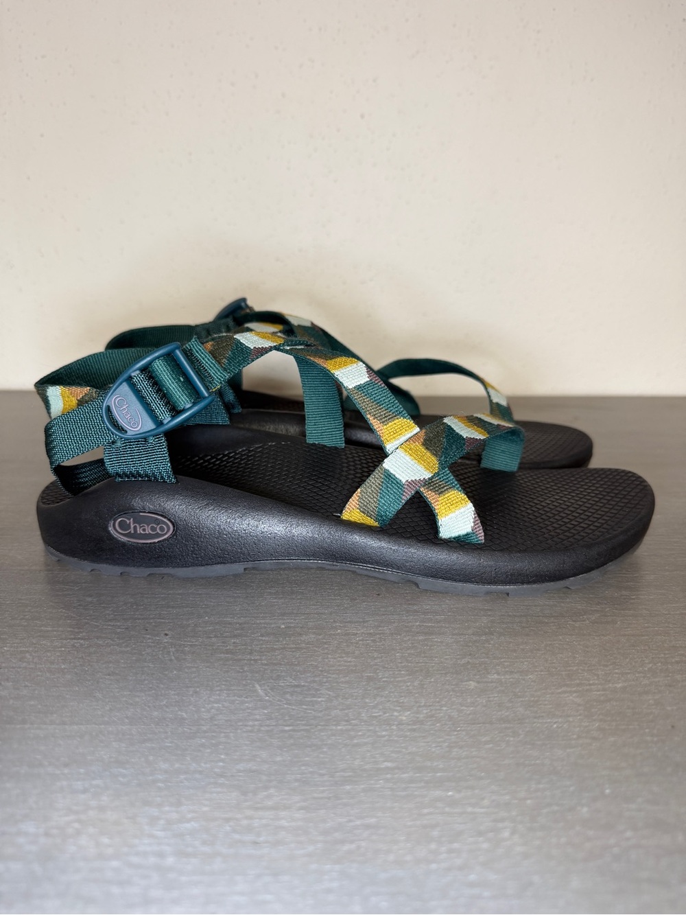 Women's Chaco Z/1 Classic Sport Sandals Green Geometric Pattern Size 11 US - Picture 2 of 9